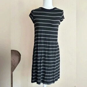 Chris and carol size small dress